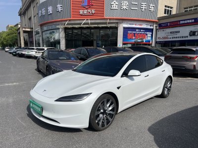 2023年11月 特斯拉 Model 3 長續(xù)航全輪驅(qū)動版圖片