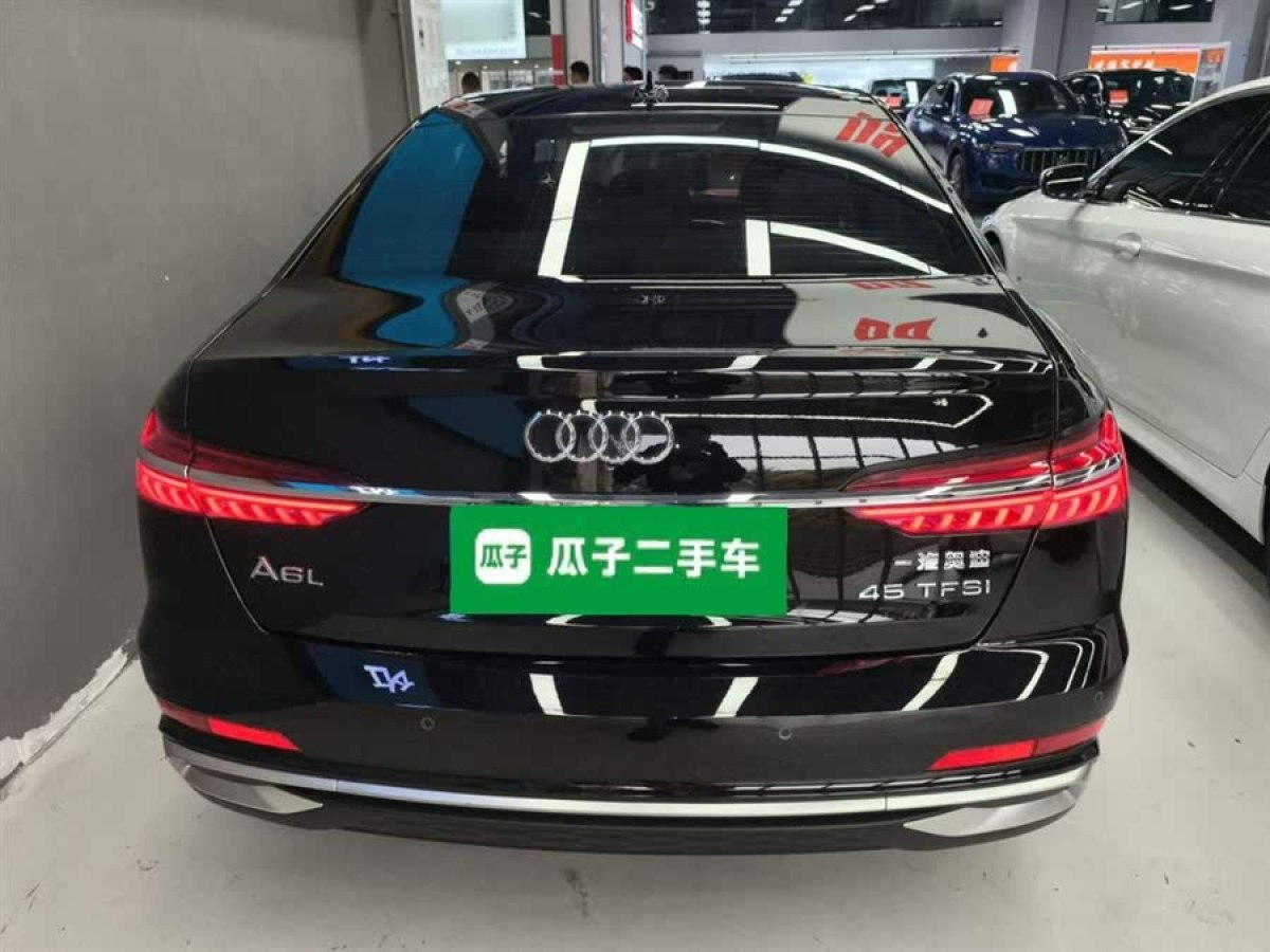 奧迪 奧迪A6L  2023款 改款 45 TFSI 臻選動感型圖片