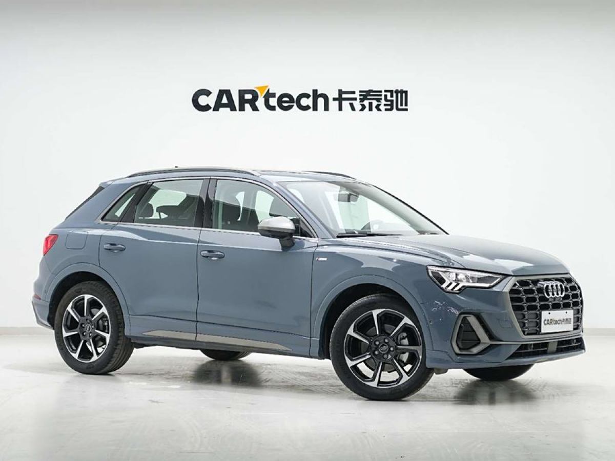 奧迪 奧迪Q3  2022款 40 TFSI RS套件燃速型圖片