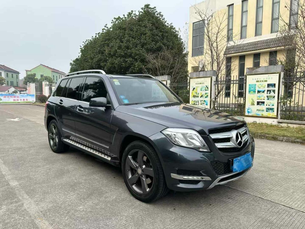 奔馳 奔馳GLK級(jí)  2014款 GLK 260 4MATIC 動(dòng)感型圖片