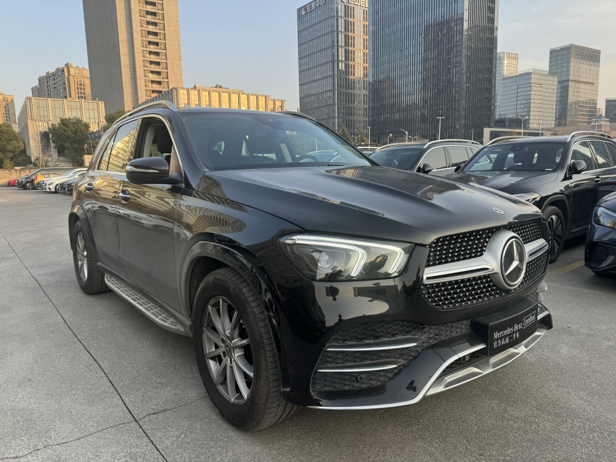 奔馳 奔馳GLE  2024款 改款 GLE 350 4MATIC 時(shí)尚型圖片