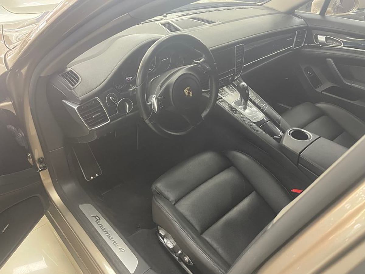 保時捷 Panamera  2014款 Panamera 4 Executive 3.0T圖片