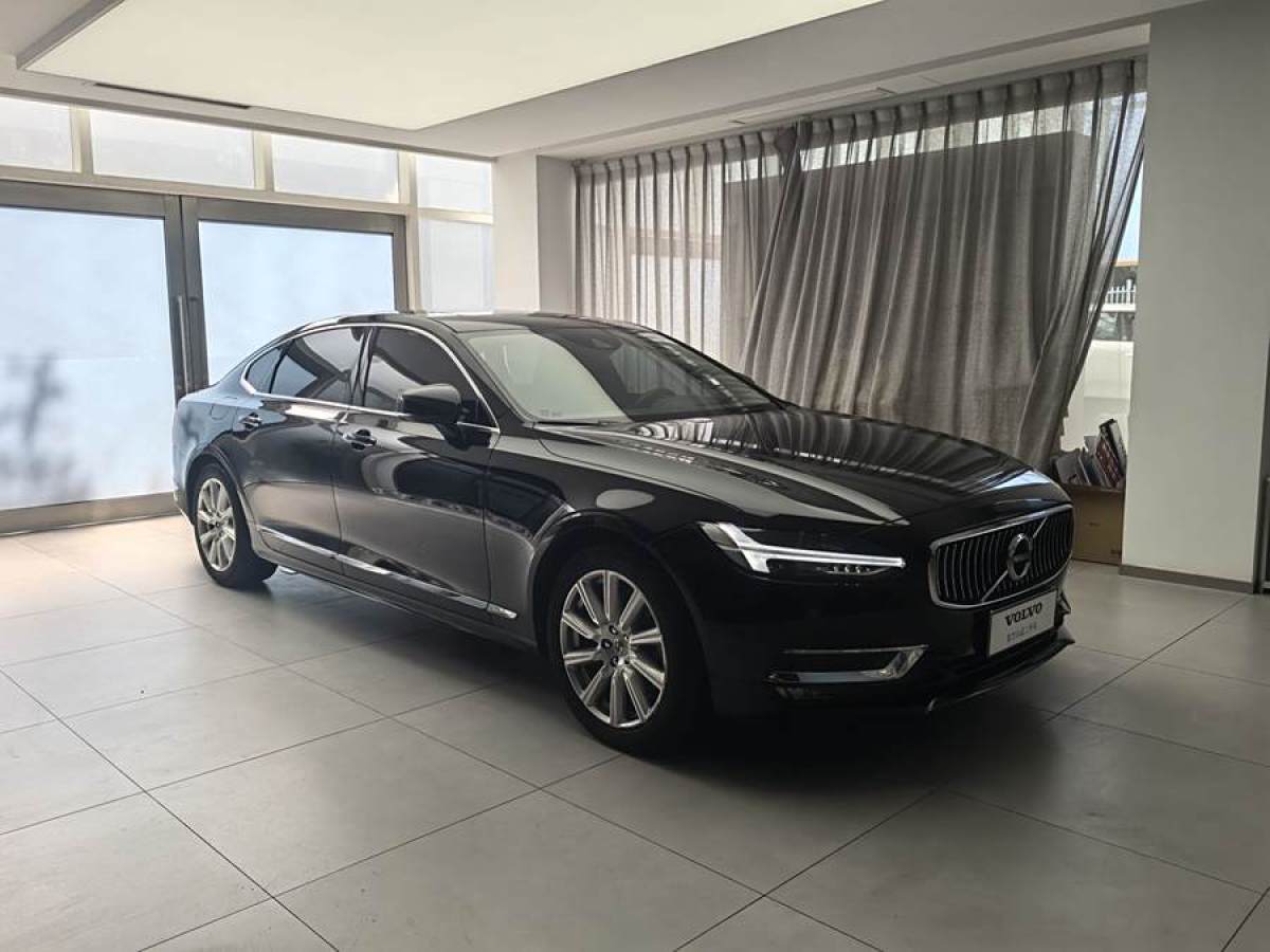 沃爾沃 S90  2020款 改款 T5 智遠(yuǎn)豪華版圖片