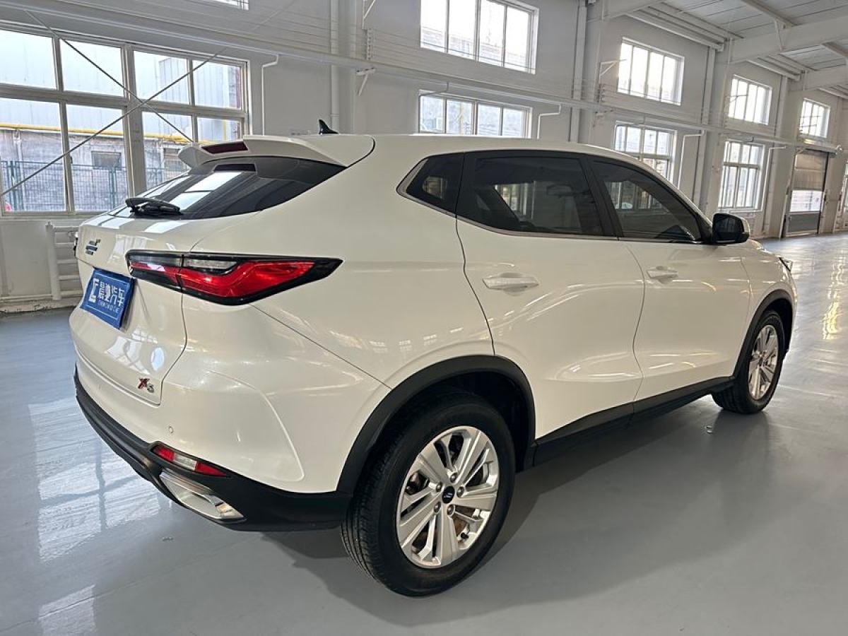 長(zhǎng)安歐尚 長(zhǎng)安歐尚X5  2021款 1.6L CVT尊貴型圖片