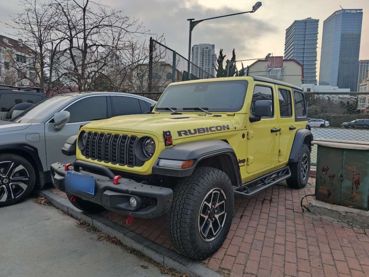 2024年6月Jeep 牧馬人  2024款 2.0T 羅賓漢四門版