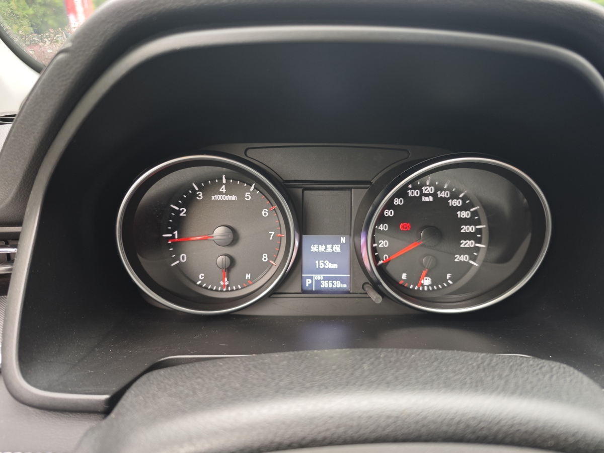 2021年5月哈弗 M6  2021款 PLUS 1.5T DCT尊貴智聯(lián)型