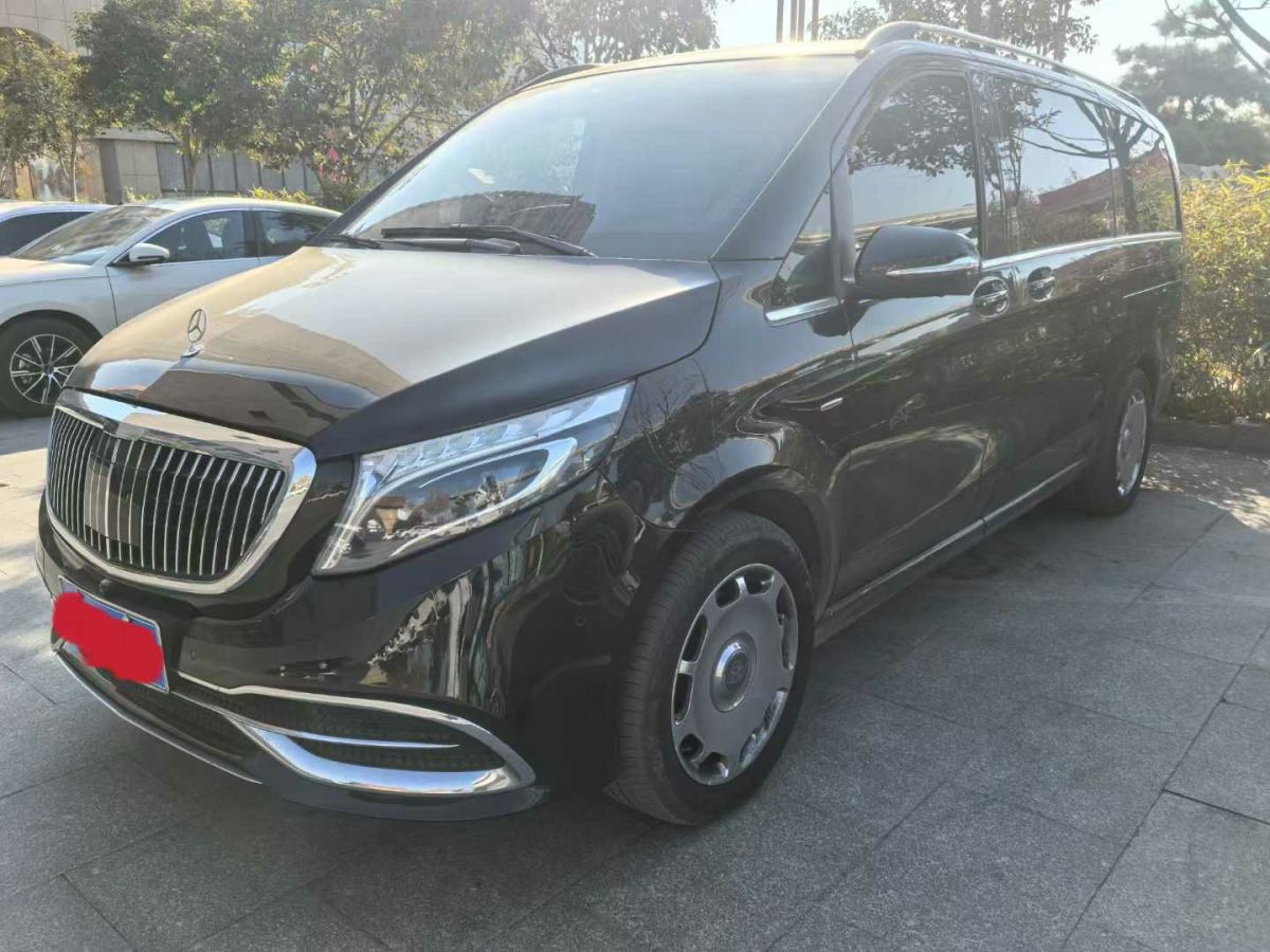 奔馳 奔馳A級  2019款  A 220 L 4MATIC 運動轎車圖片