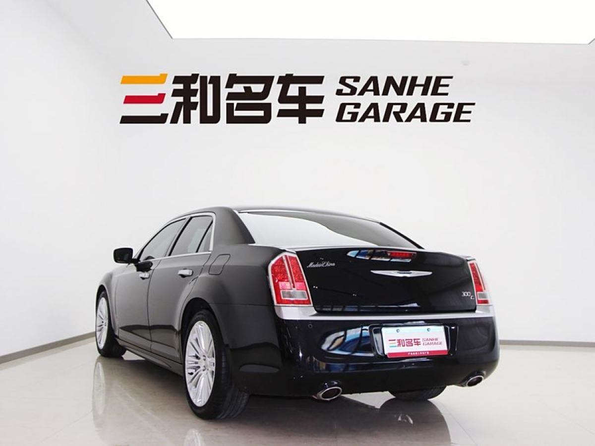 克萊斯勒 300C  2014款 3.0L 卓越版圖片