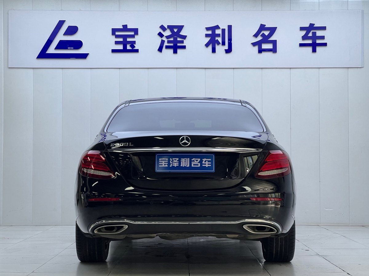 奔馳 奔馳E級  2019款 改款 E 300 L 豪華型圖片