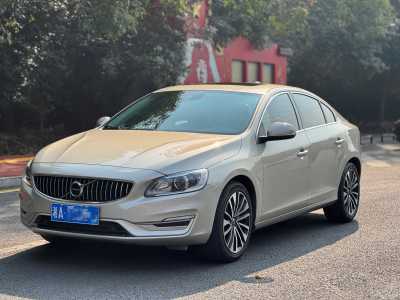 2018年2月 沃爾沃 S60L T4 智遠(yuǎn)進(jìn)取版圖片