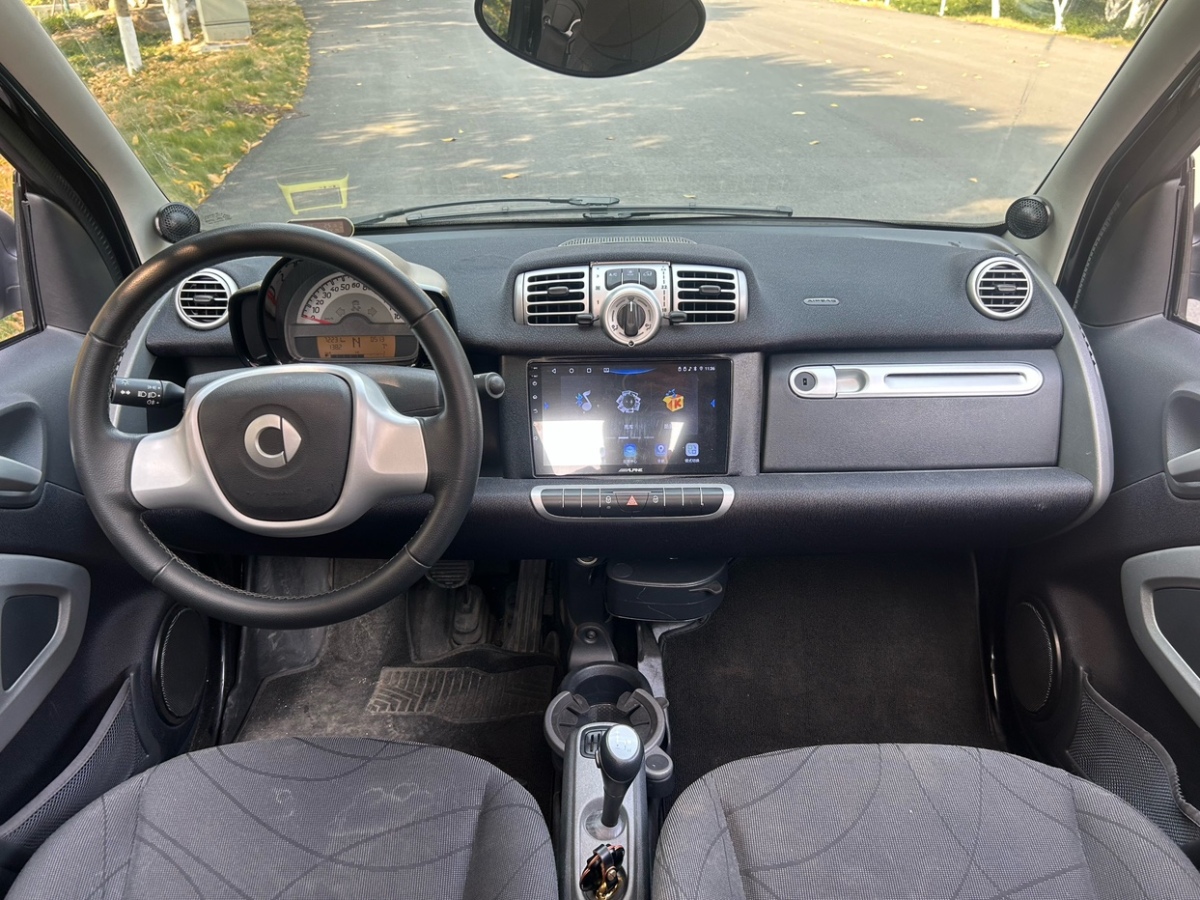 smart fortwo  2011款 1.0 MHD 硬頂激情版圖片