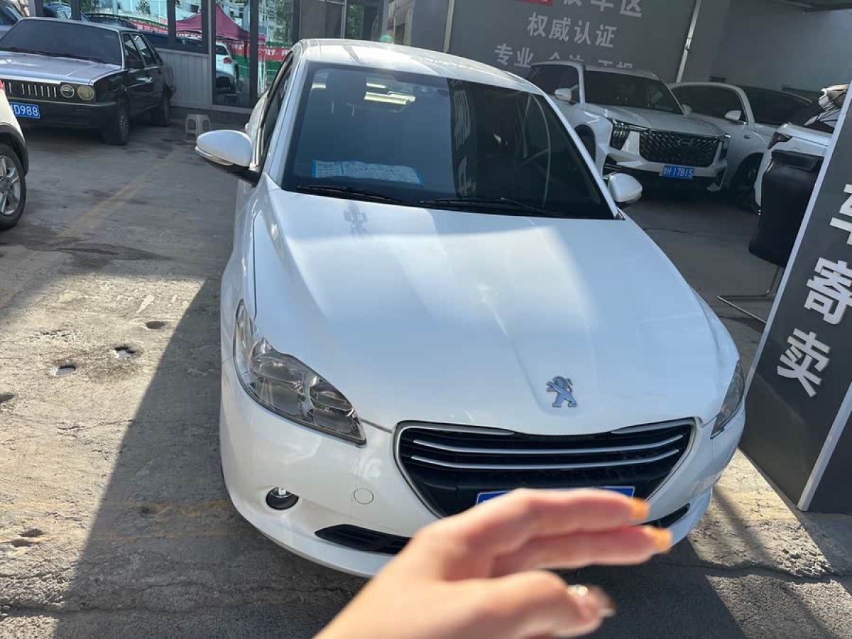 標(biāo)致 301  2014款 1.6L 手動(dòng)舒適版圖片