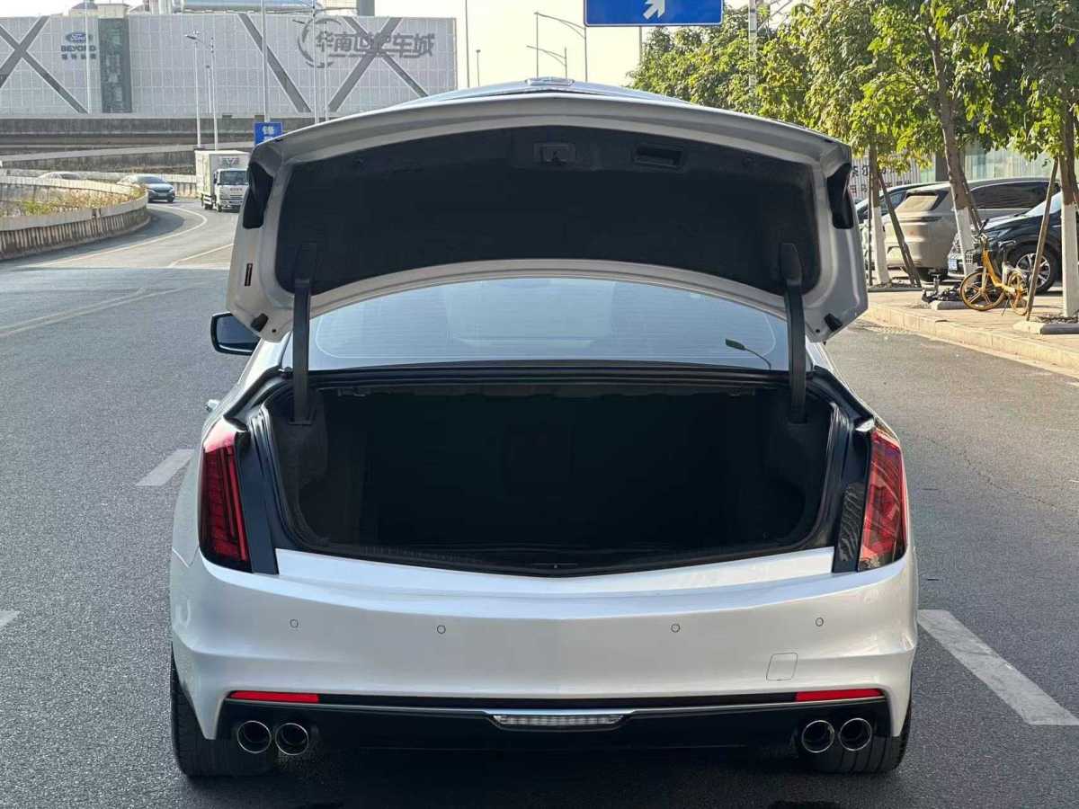 凱迪拉克 CT6  2023款 28T 豪華型圖片