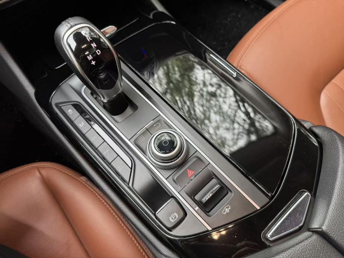 瑪莎拉蒂 Levante  2016款 3.0T Levante圖片