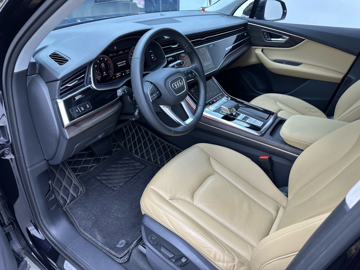 奧迪 奧迪Q7  2020款 55 TFSI quattro 至尊專享版圖片