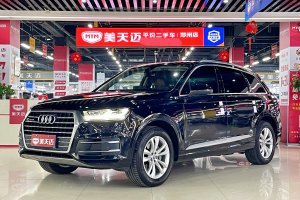 奥迪Q7 奥迪 45 TFSI 舒适型