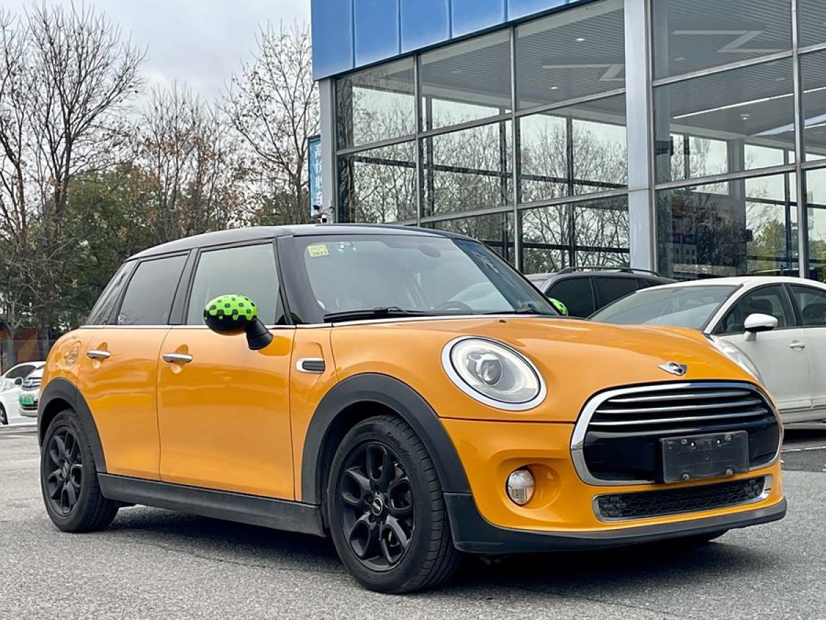 MINI MINI  2015款 1.5T COOPER Excitement 五門版圖片