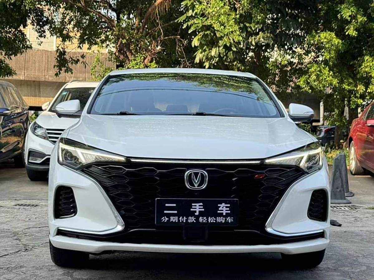 長(zhǎng)安 逸動(dòng)  2021款 PLUS 藍(lán)鯨NE 1.4T GDI DCT旗艦型圖片