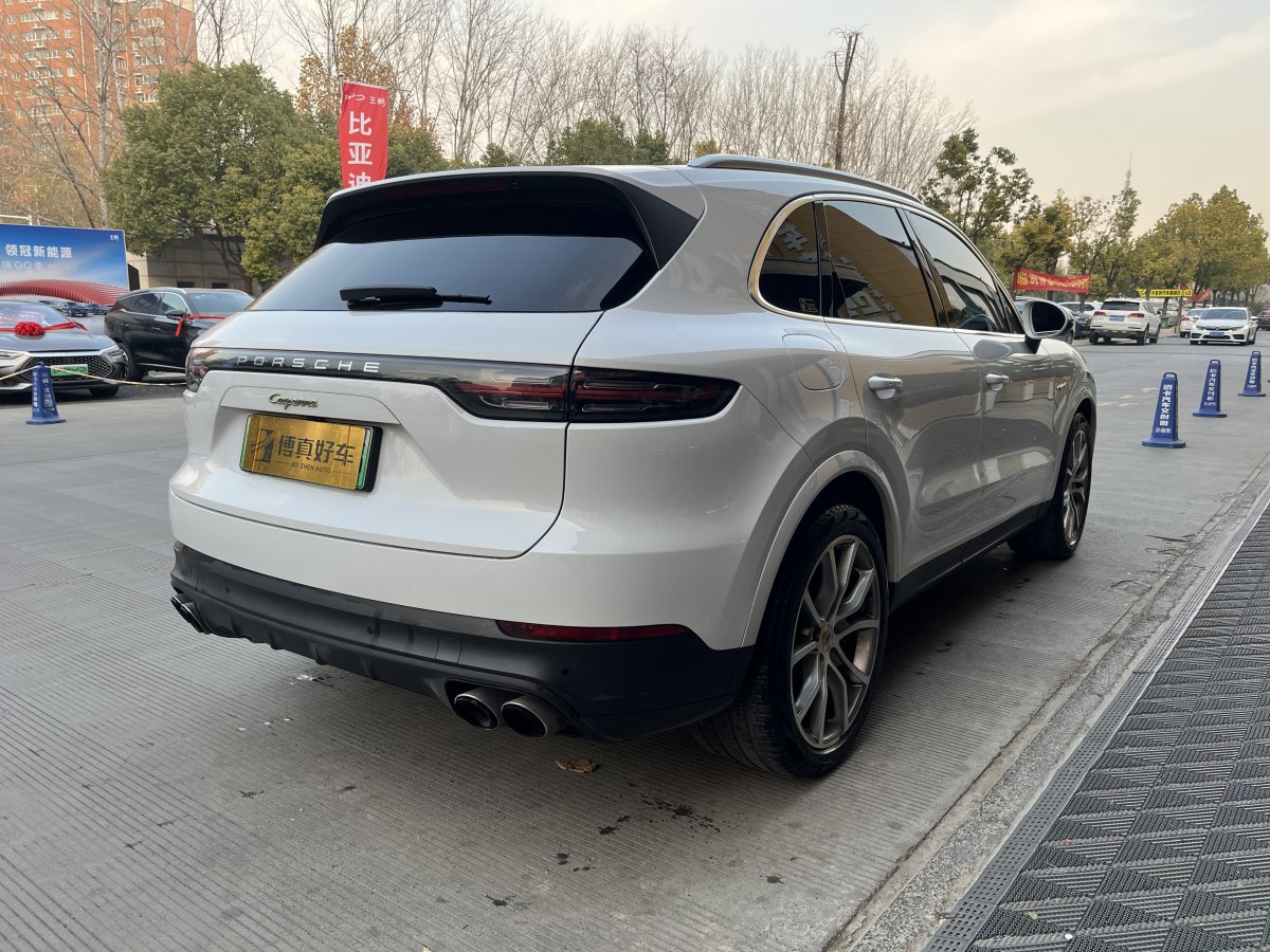 保時捷 Cayenne新能源  2022款 Cayenne E-Hybrid 2.0T 鉑金版圖片