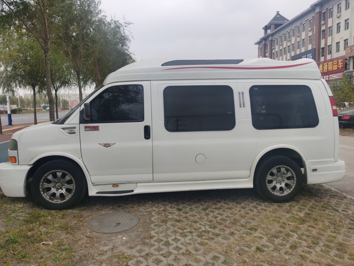 GMC SAVANA  2013款 5.3L 領(lǐng)袖版圖片