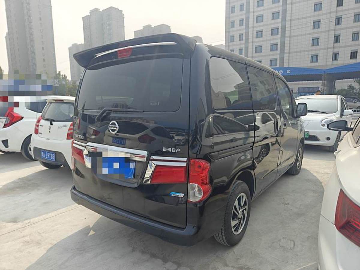 2016年7月日產(chǎn) NV200  2016款 改款 1.6L CVT豪華型