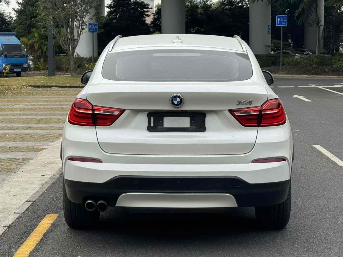 寶馬 寶馬X4  2014款 xDrive28i 領(lǐng)先型圖片