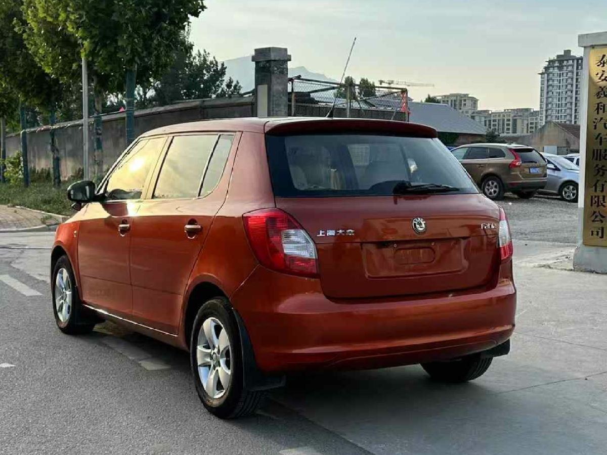 斯柯達(dá) 晶銳  2012款 1.6L 手動(dòng)Sport版圖片