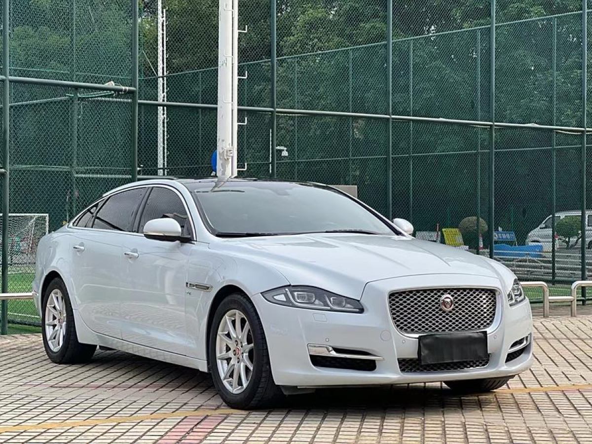 捷豹 XJ  2016款 XJL 3.0 SC 兩驅(qū)典雅商務(wù)版圖片