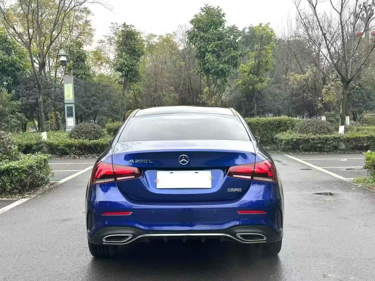 奔馳 奔馳A級  2021款 A 220 4MATIC圖片
