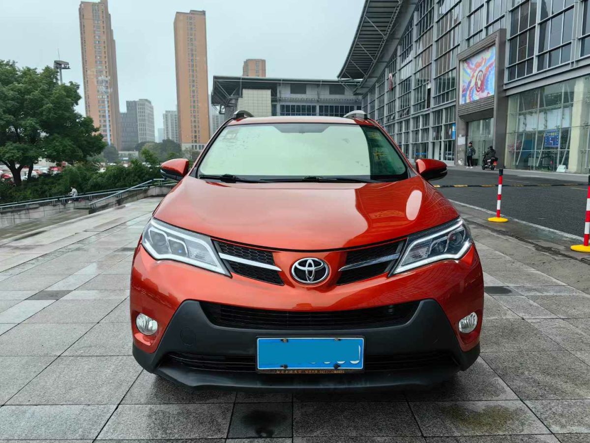 豐田 RAV4 圖片