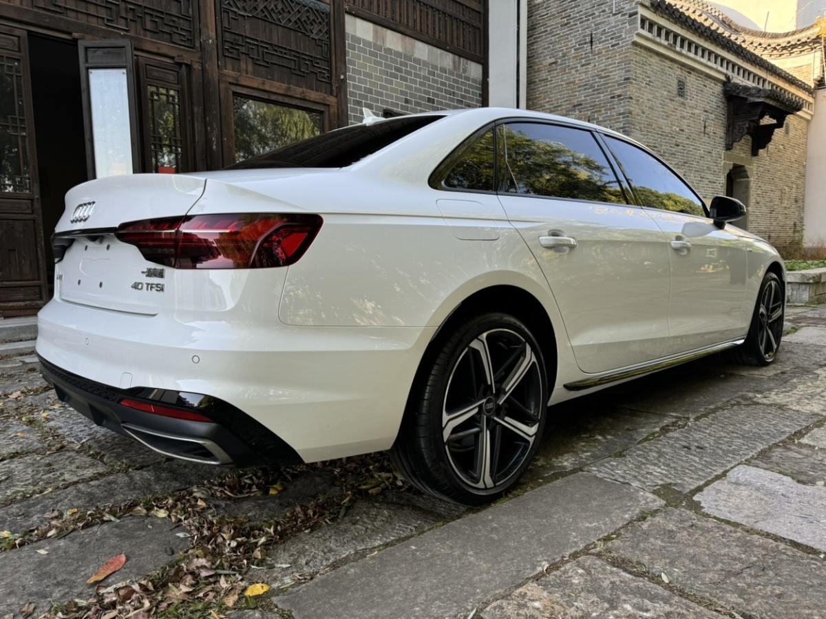 奧迪 奧迪A4L  2024款 40 TFSI 豪華動感型圖片