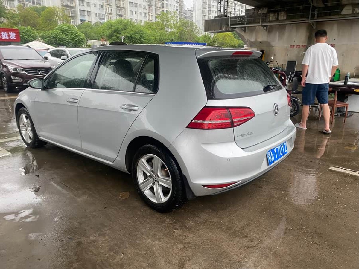 大眾 高爾夫  2015款 1.6L 自動(dòng)舒適型圖片