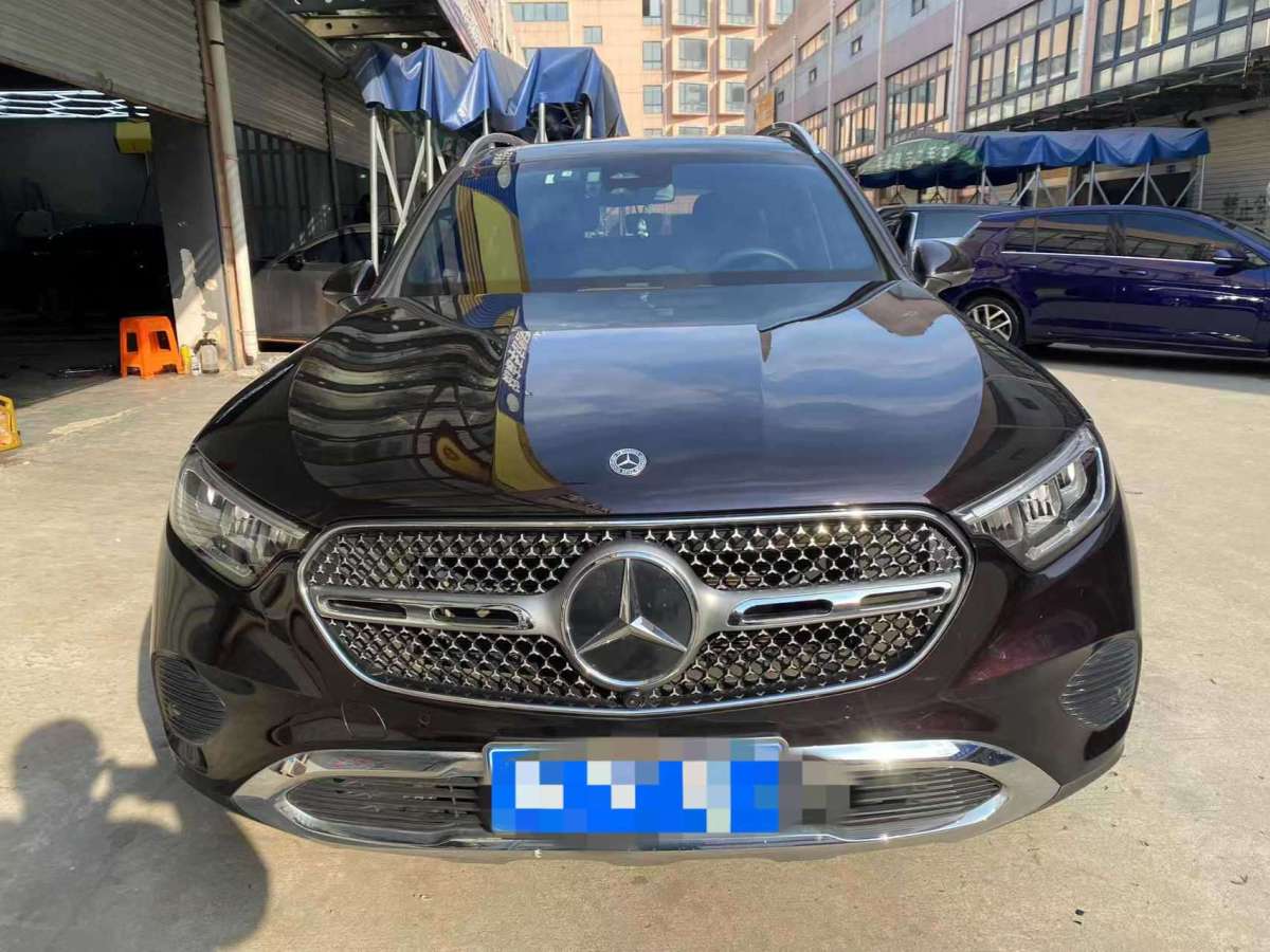 奔馳 奔馳GLC  2023款 GLC 260 L 4MATIC 動(dòng)感型 7座圖片