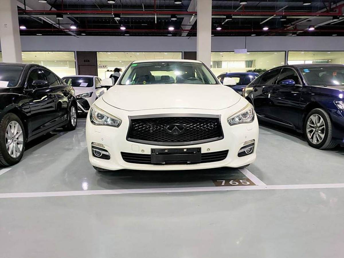 英菲尼迪 Q50L  2015款 2.0T 悅享版圖片