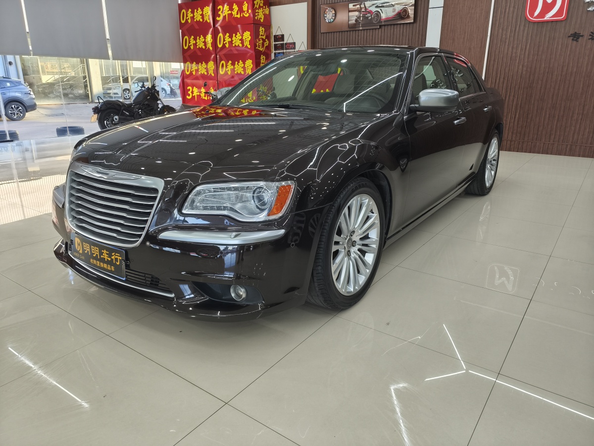 克萊斯勒 300C  2012款 3.6L 豪華版圖片