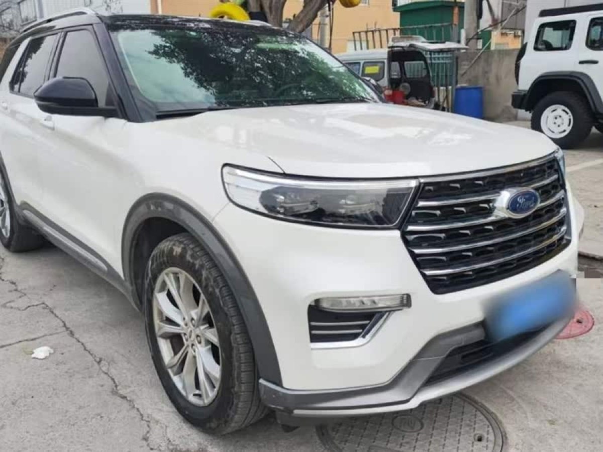 福特 探險(xiǎn)者  2020款 EcoBoost 285 四驅(qū)風(fēng)尚版 6座圖片