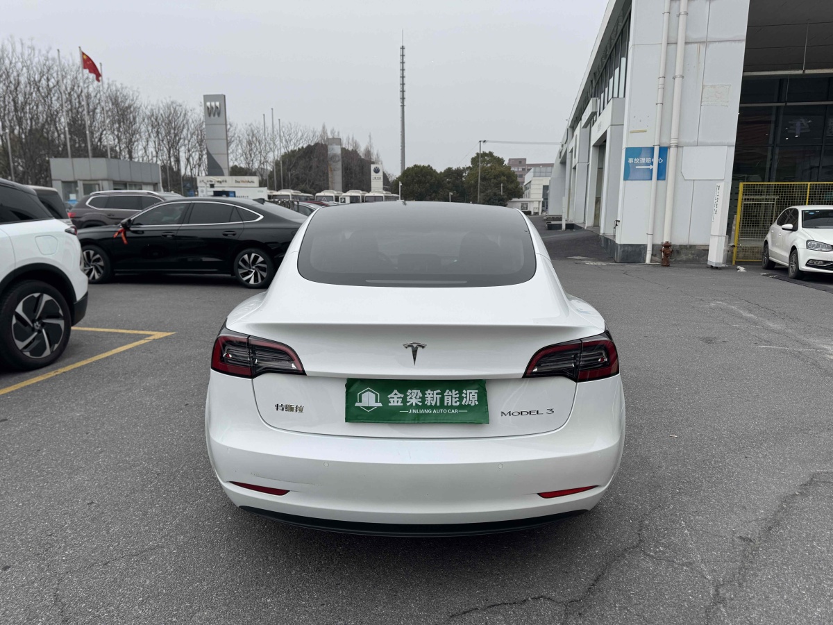 特斯拉 Model Y  2022款 改款 后輪驅(qū)動版圖片