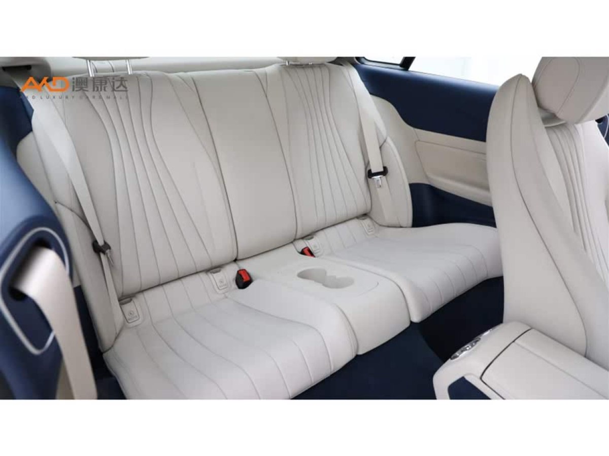 奔馳 奔馳E級(jí)  2023款 改款 E 260 轎跑車圖片