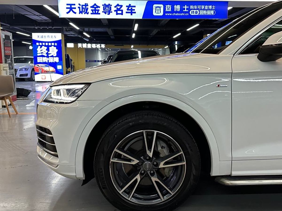 奧迪 奧迪Q5L  2020款 改款 40 TFSI 榮享時(shí)尚型圖片