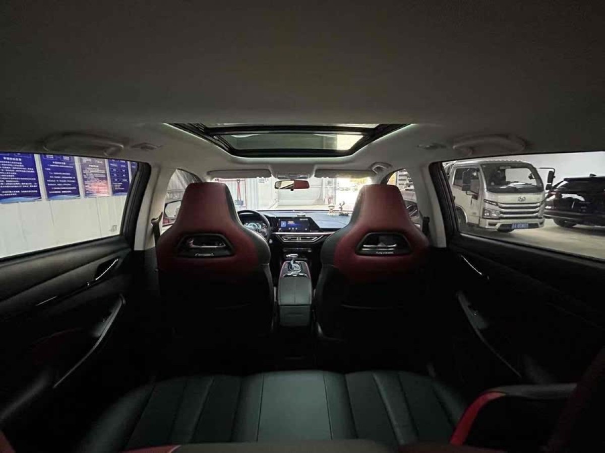 長(zhǎng)安歐尚 長(zhǎng)安歐尚X5  2021款 1.5T DCT旗艦型圖片