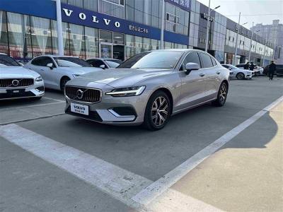 2023年4月 沃爾沃 V60(進(jìn)口) B4 智逸豪華版圖片