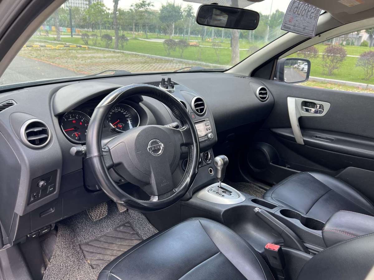 日產(chǎn) 逍客  2012款 2.0XL 火 CVT 2WD圖片