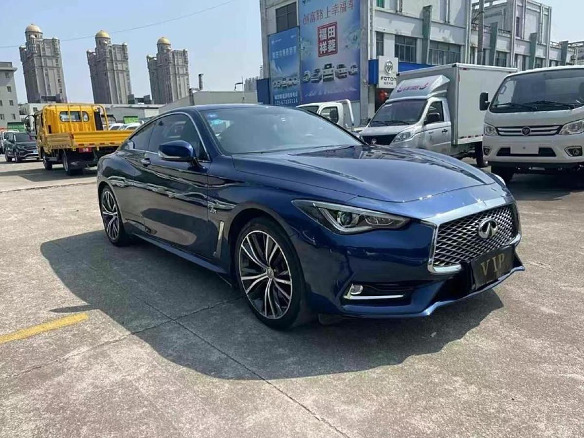 英菲尼迪 Q60  2019款 2.0T 豪華版圖片