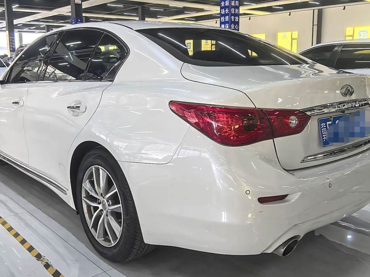 英菲尼迪 Q50L  2015款 2.0T 悅享版圖片