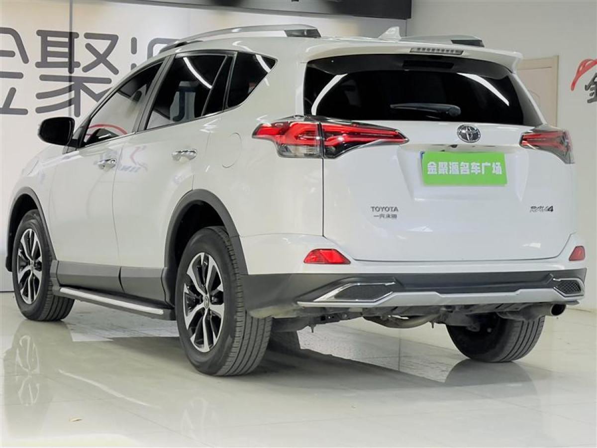 2017年1月豐田 RAV4榮放  2016款 2.0L CVT兩驅(qū)舒適版