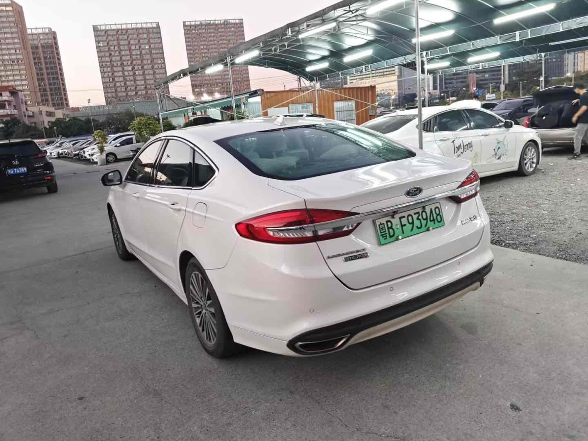 福特 蒙迪歐新能源  2018款  2.0 PHEV 智控時(shí)尚型 國(guó)VI圖片