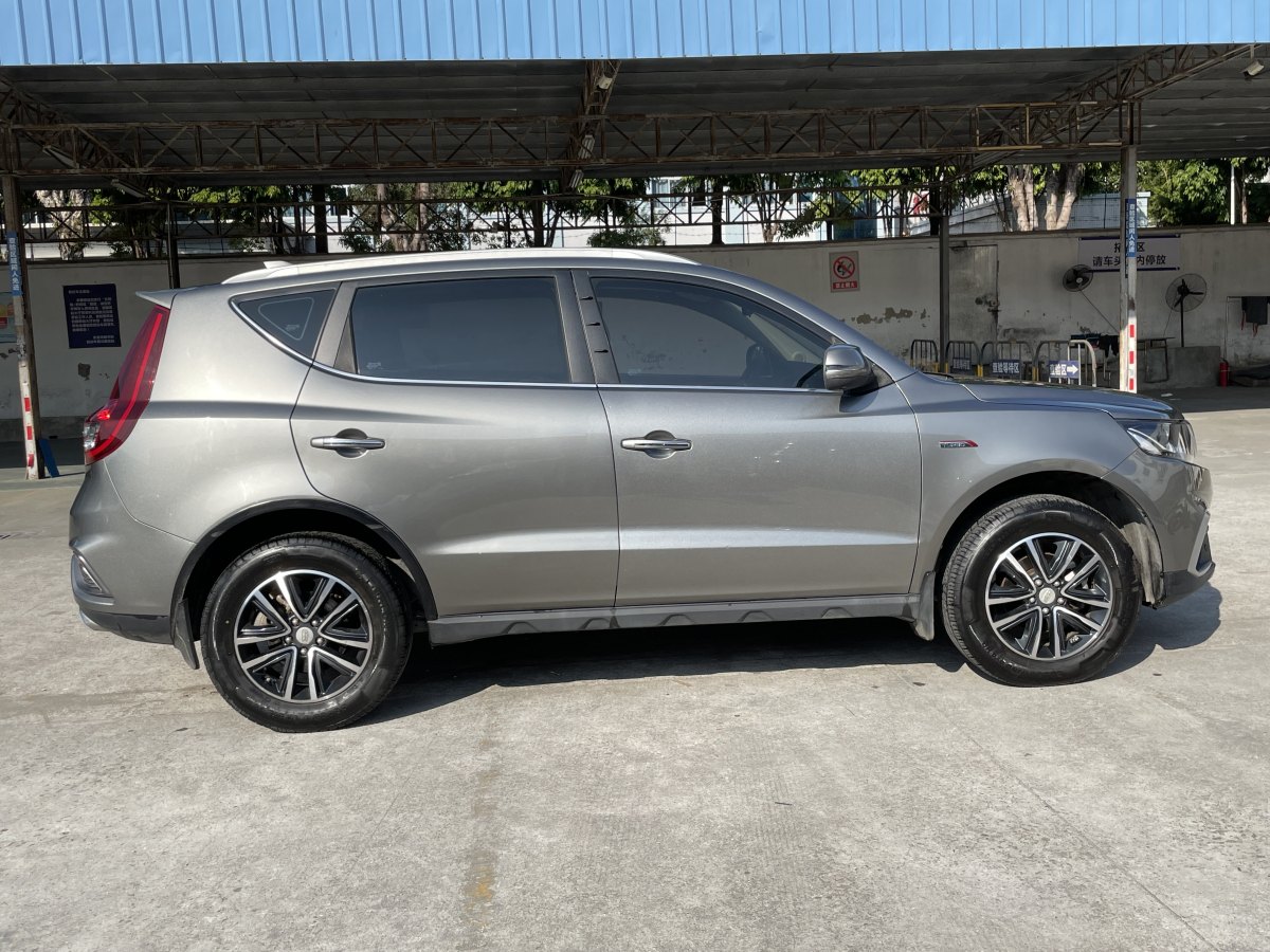 吉利 遠景SUV  2018款 1.8L 手動4G互聯(lián)尊貴型圖片