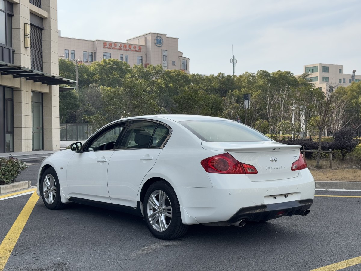 英菲尼迪 G系  2010款 G25 Sedan 豪華運(yùn)動版圖片