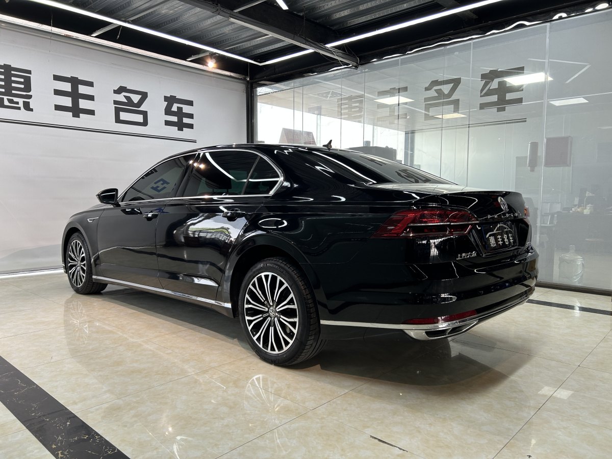 大眾 輝昂  2018款 改款 380TSI 兩驅(qū)商務(wù)版圖片