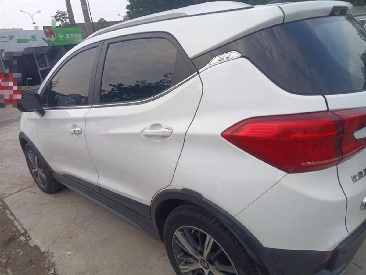 比亞迪 元新能源  2019款 EV535 高能領(lǐng)航版圖片